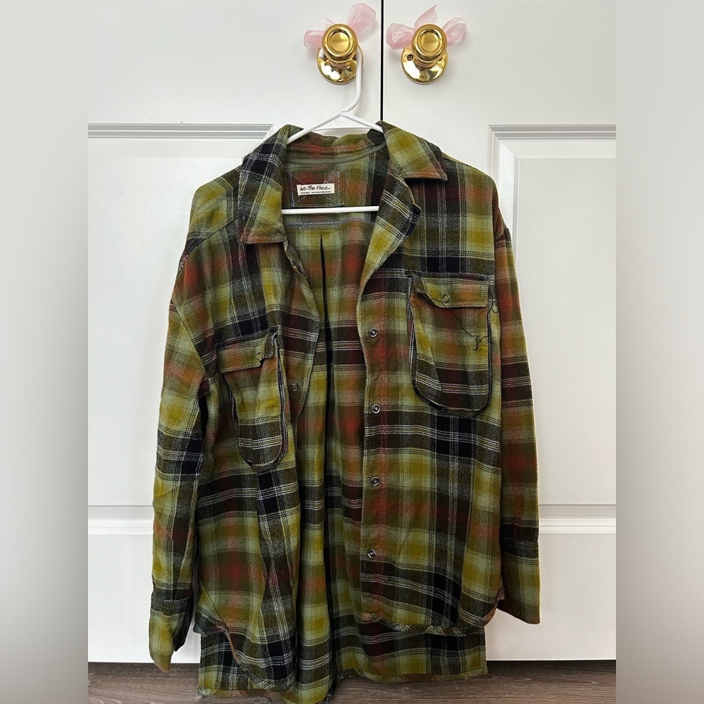 green, black, brown, plaid flannel, lightweight, worn but good condition!